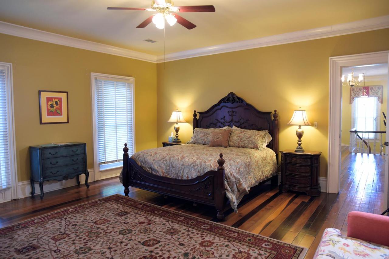 Springfield Wildflower Ranch Inn المظهر الخارجي الصورة